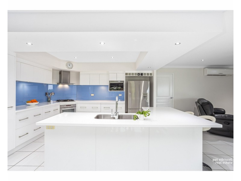 11 Greenwood Close, Frenchville QLD 4701