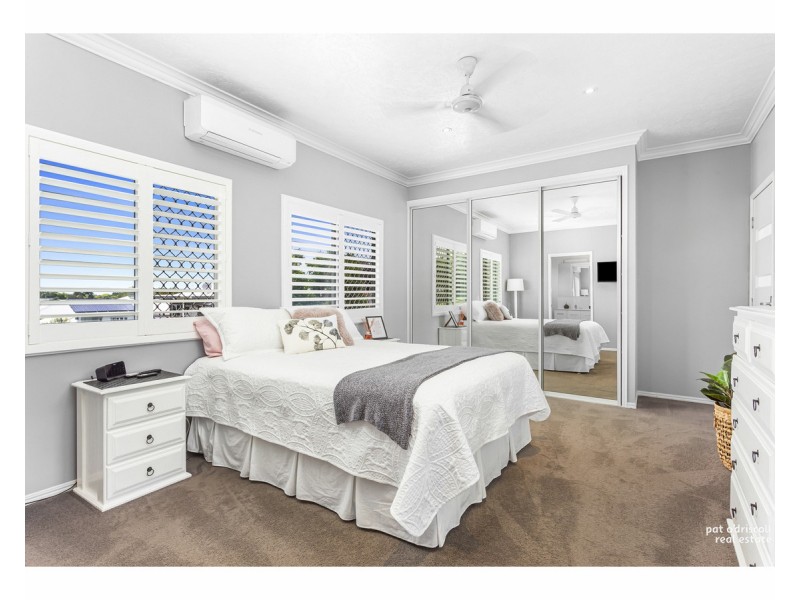 8 Beaconsfield Terrace, The Range QLD 4700