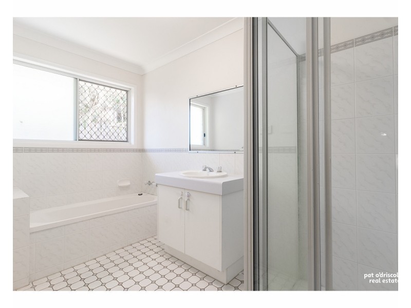 13 Stenlake Avenue, Kawana QLD 4701