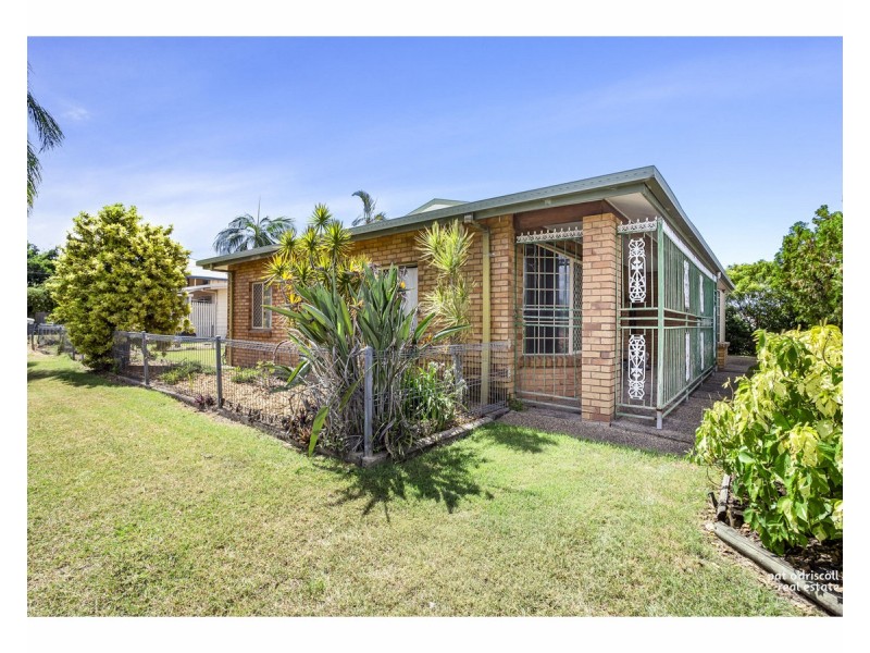 33 Baden Powell, Wandal QLD 4700