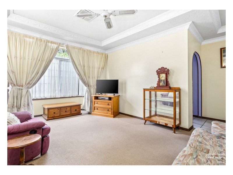 33 Baden Powell, Wandal QLD 4700