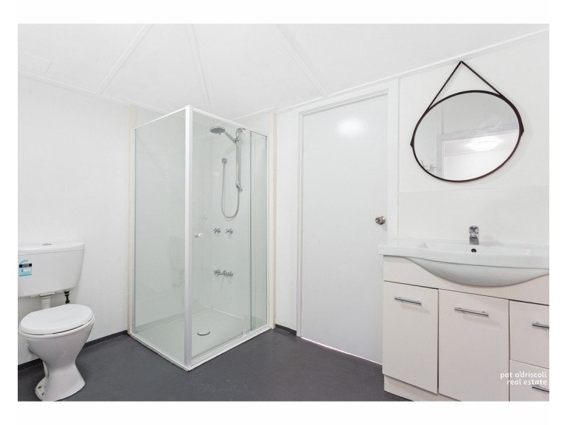 35 Berserker Street, Berserker QLD 4701