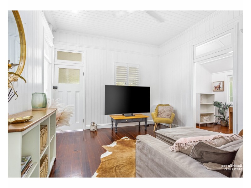 17 Jessie Street, The Range QLD 4700