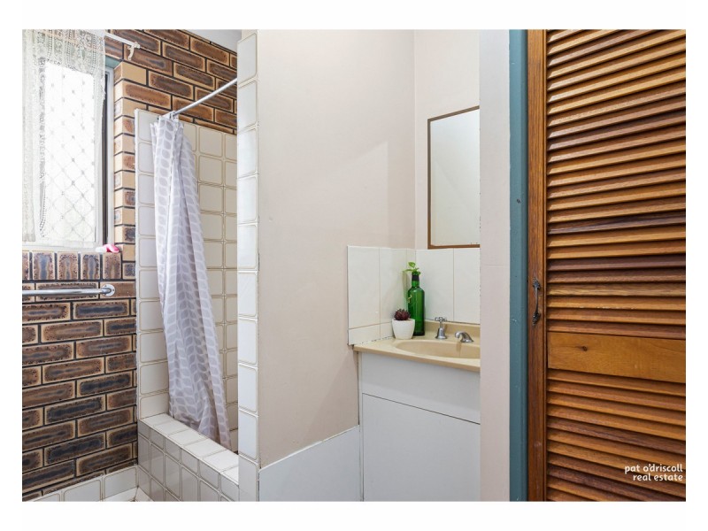 4/223 Denham Street, The Range QLD 4700