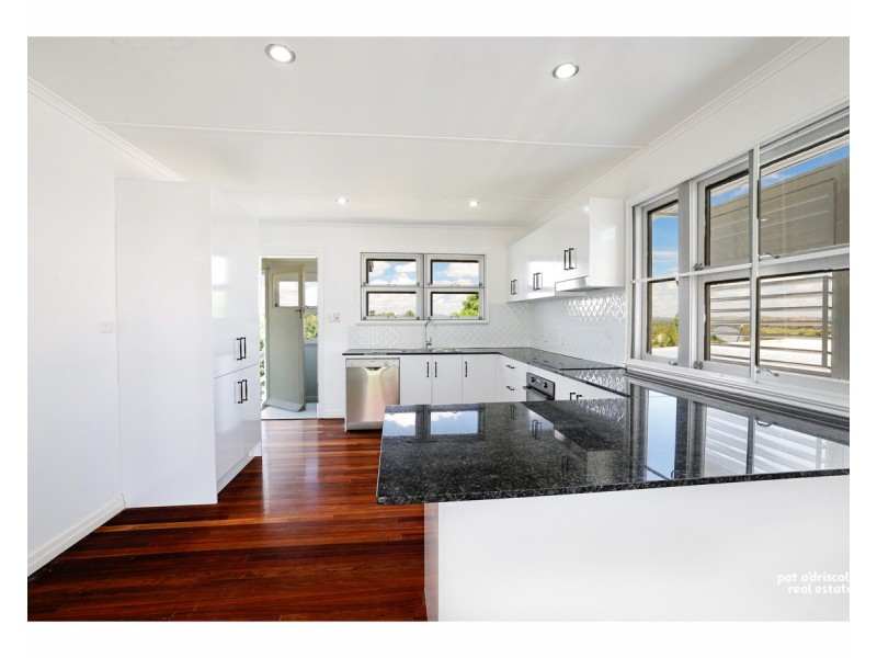 13 Bowen Terrace, The Range QLD 4700