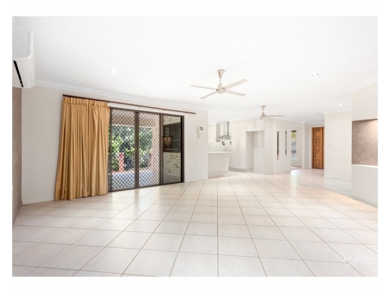 2 Treefern Terrace, Frenchville QLD 4701