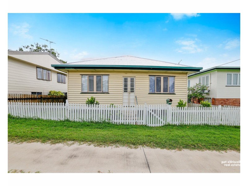 216 Denham Street, The Range QLD 4700