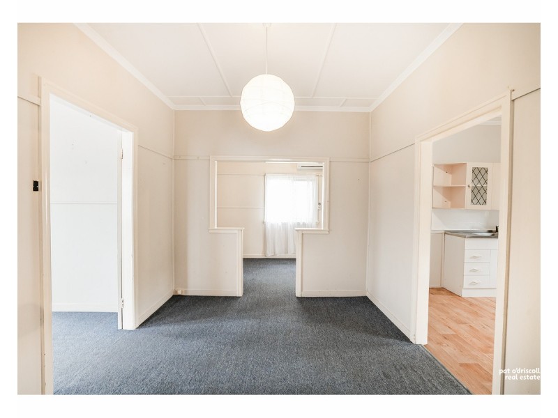 216 Denham Street, The Range QLD 4700