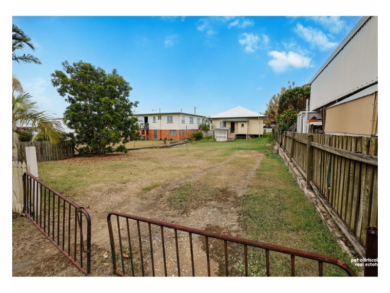 216 Denham Street, The Range QLD 4700
