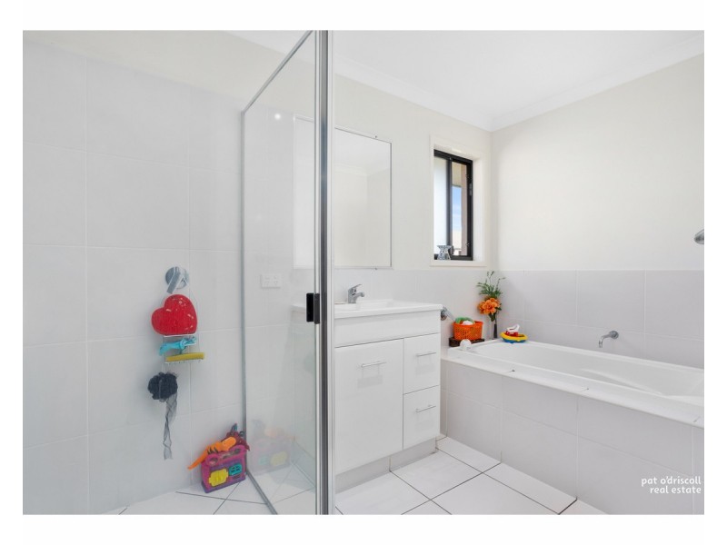 10 Bronco Crescent, Gracemere QLD 4702