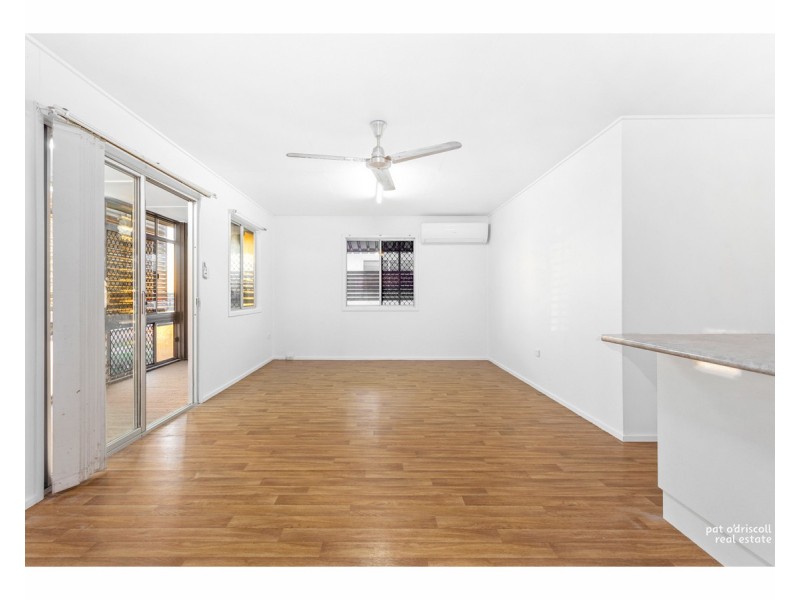 126 Alexandra Street, Kawana QLD 4701