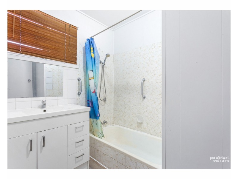 126 Alexandra Street, Kawana QLD 4701