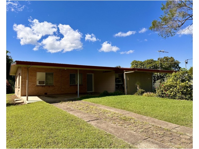 2/108 Grosskopf Street, Frenchville QLD 4701