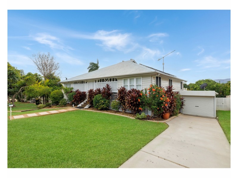 5 Lennox Street, The Range QLD 4700