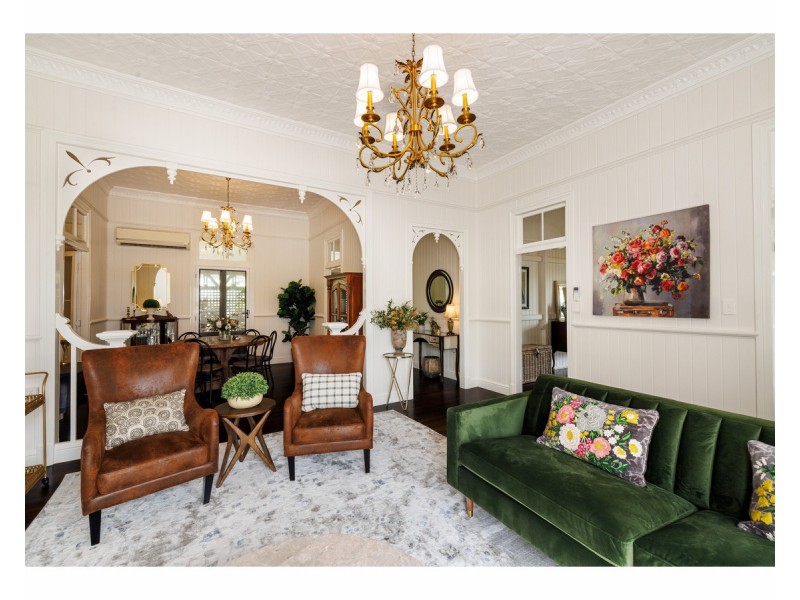 5 Lennox Street, The Range QLD 4700