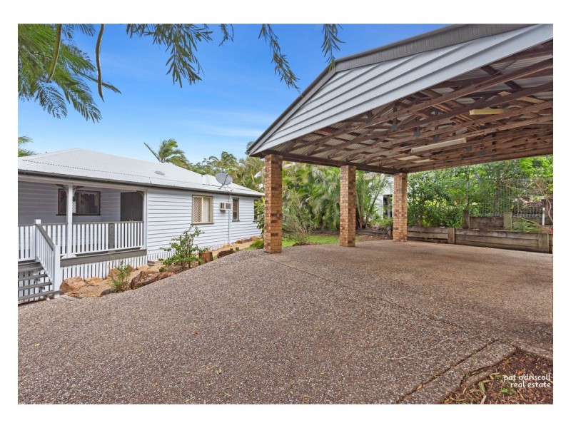 2 Bowen Terrace, The Range QLD 4700