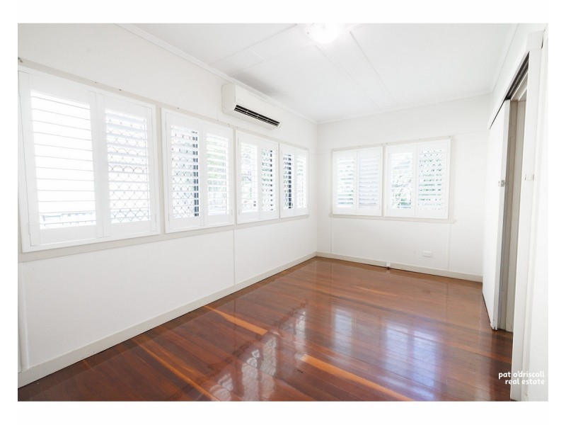 12 Hamilton Avenue, Wandal QLD 4700