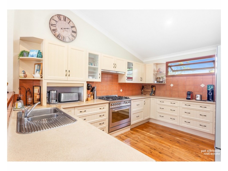 141 Lindleys Road, Etna Creek QLD 4702