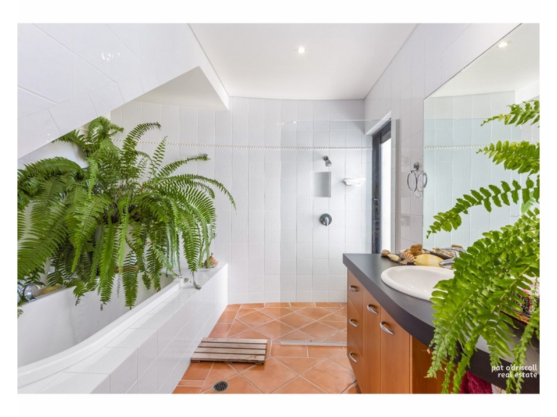 10 Limpet Place, Zilzie QLD 4710