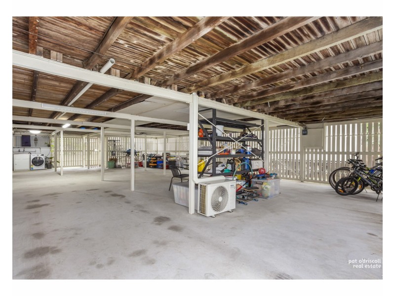 300 Kent Street, Depot Hill QLD 4700