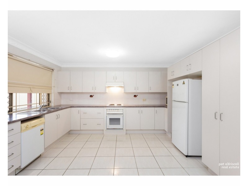 2/25 Ross Street, Allenstown QLD 4700