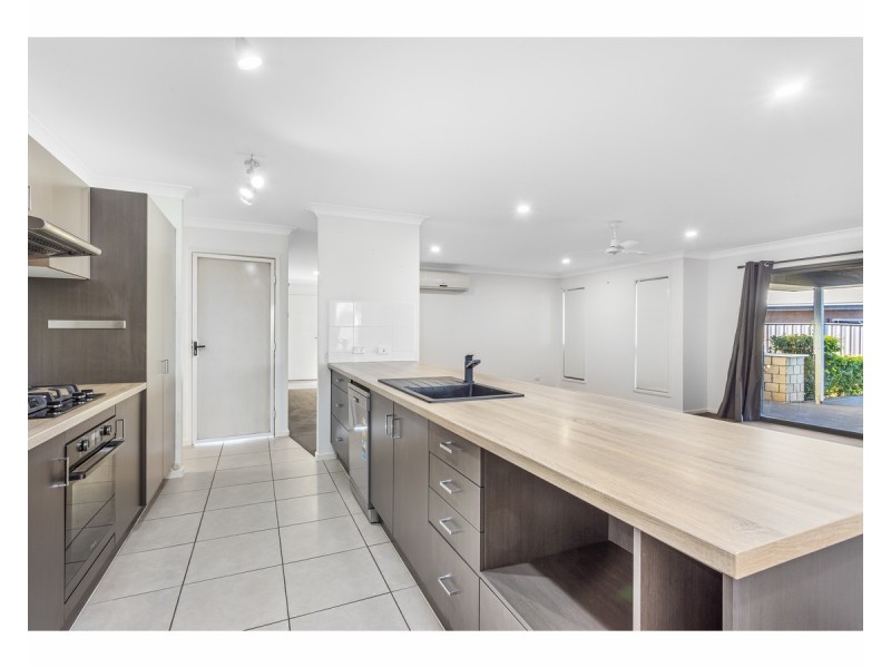 9 Rosebrook Place, Gracemere QLD 4702