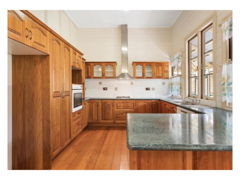 22 Brae Street, The Range QLD 4700