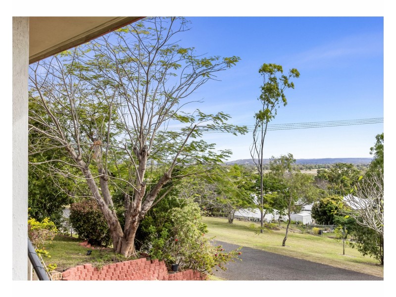 13 Pennycuick Street, The Range QLD 4700