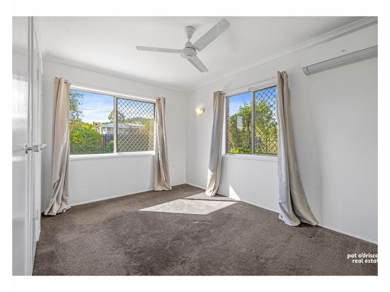 1/324 Pain Street, Koongal QLD 4701