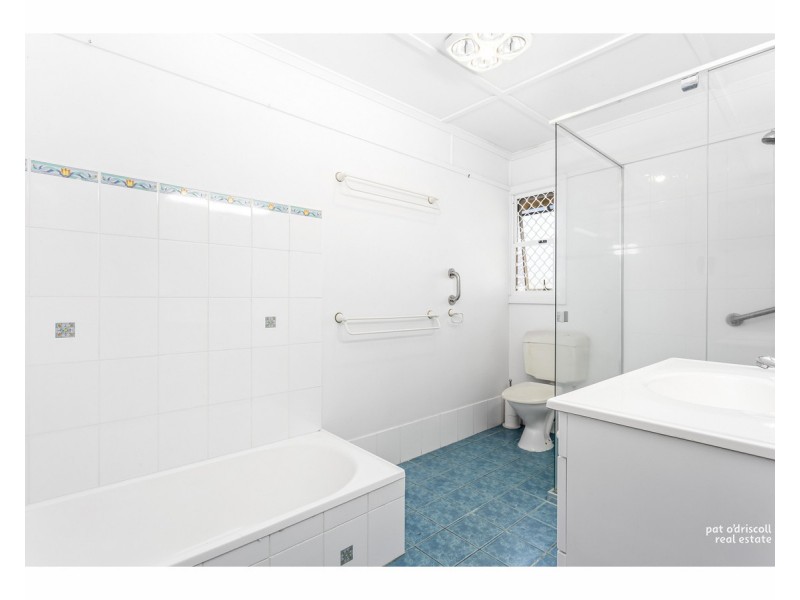 9 Lamington Street, The Range QLD 4700