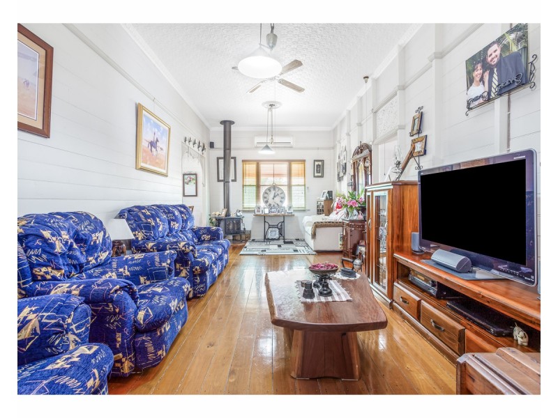 10 Hardacre Street, Wandal QLD 4700