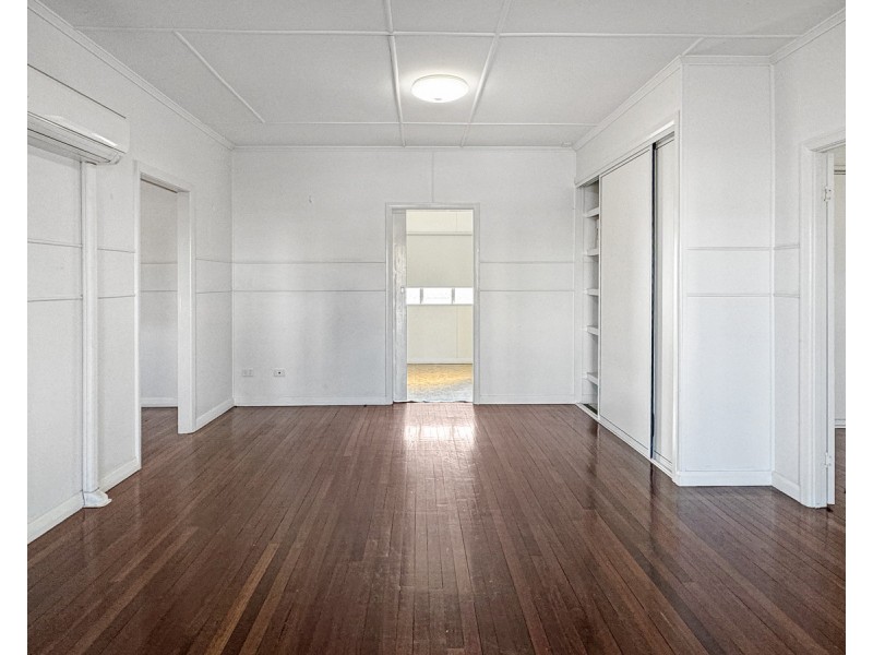 68 Bolsover Street, Rockhampton City QLD 4700