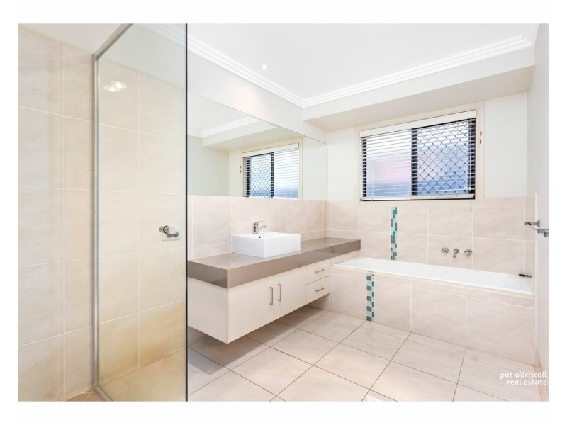 193 Quarry Lane, The Range QLD 4700