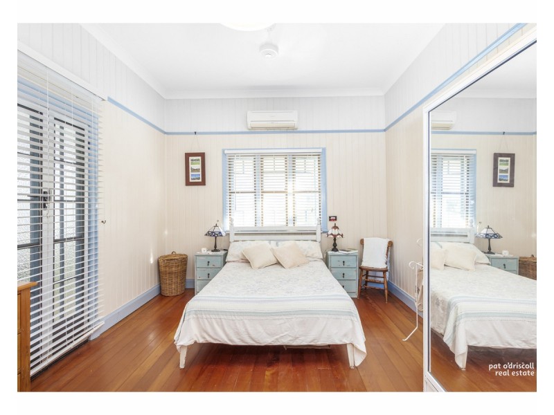 54 Davis Street, The Range QLD 4700