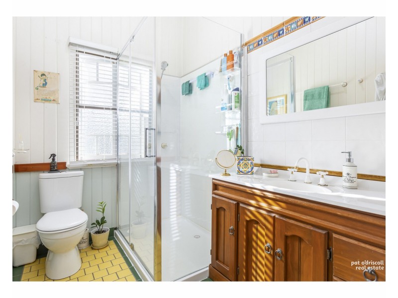 54 Davis Street, The Range QLD 4700