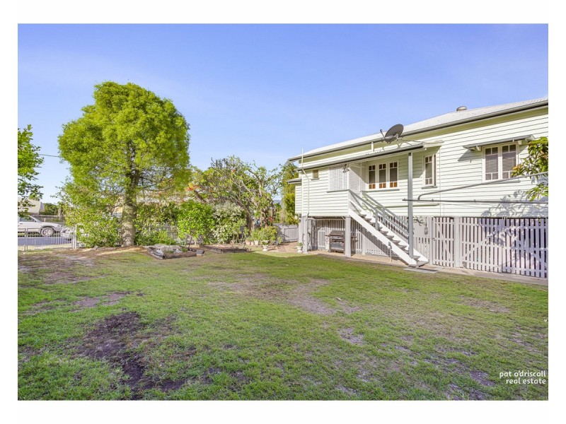 54 Davis Street, The Range QLD 4700
