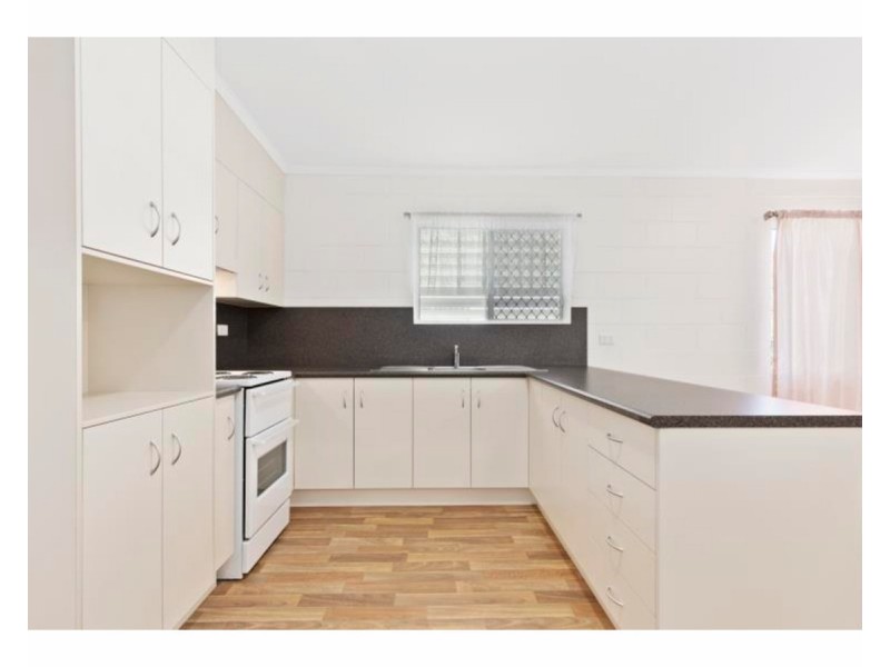 1/269 Grubb Street, Koongal QLD 4701