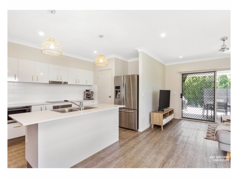 2 Adelie Court, Parkhurst QLD 4702