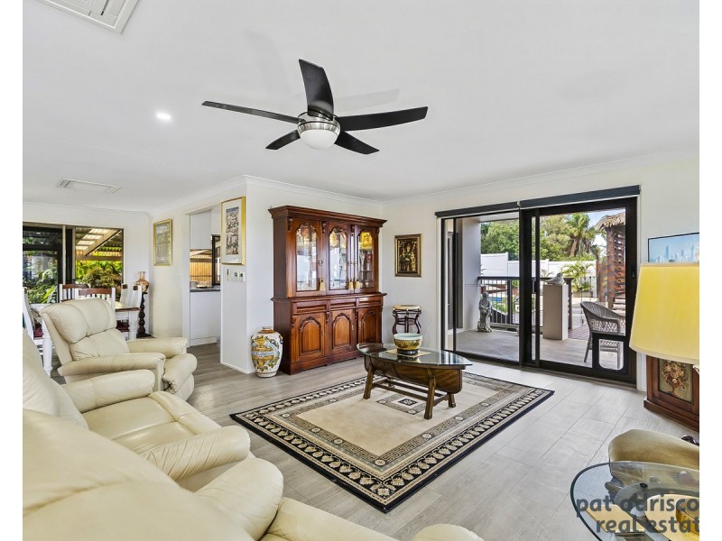 9 Redman Street, Emu Park QLD 4710