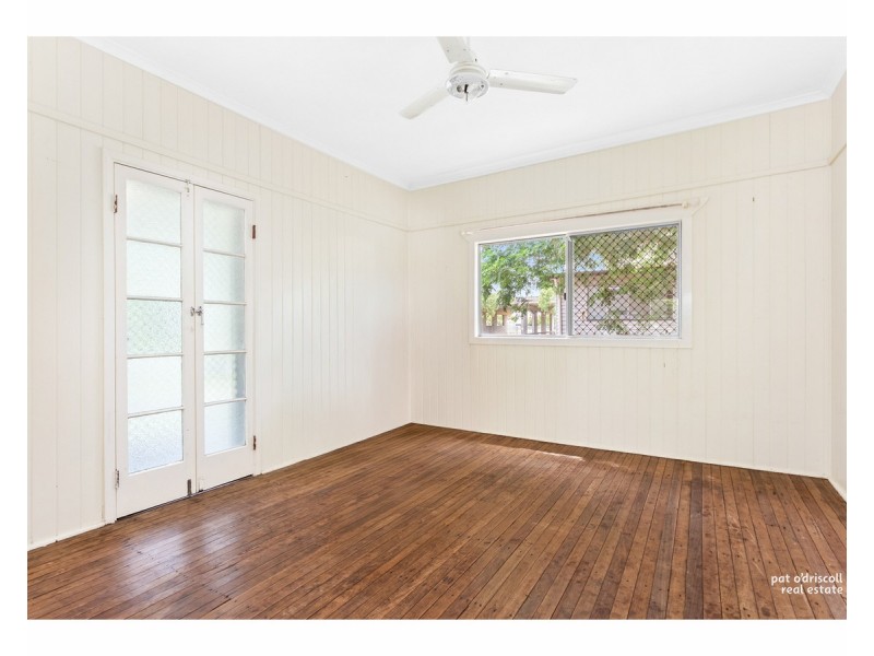 19 Welch Street, Park Avenue QLD 4701