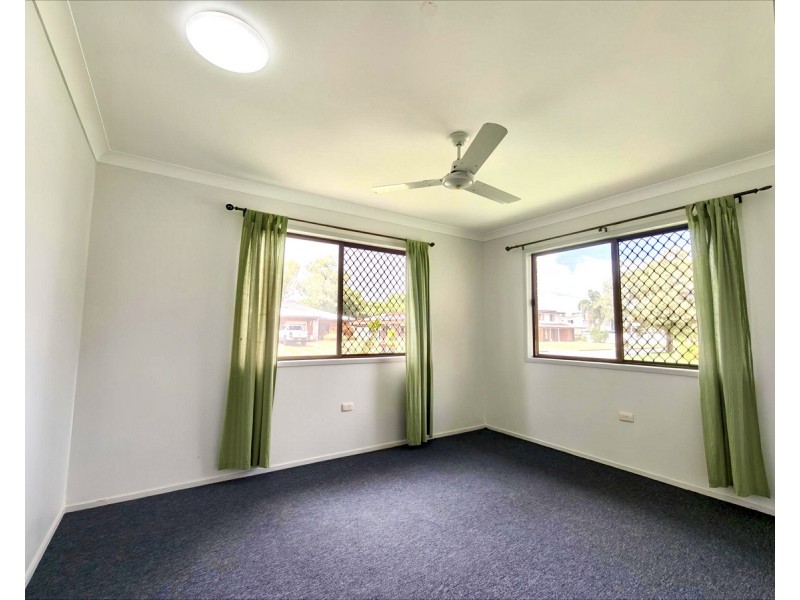 1/47 Medcraf Street, Park Avenue QLD 4701
