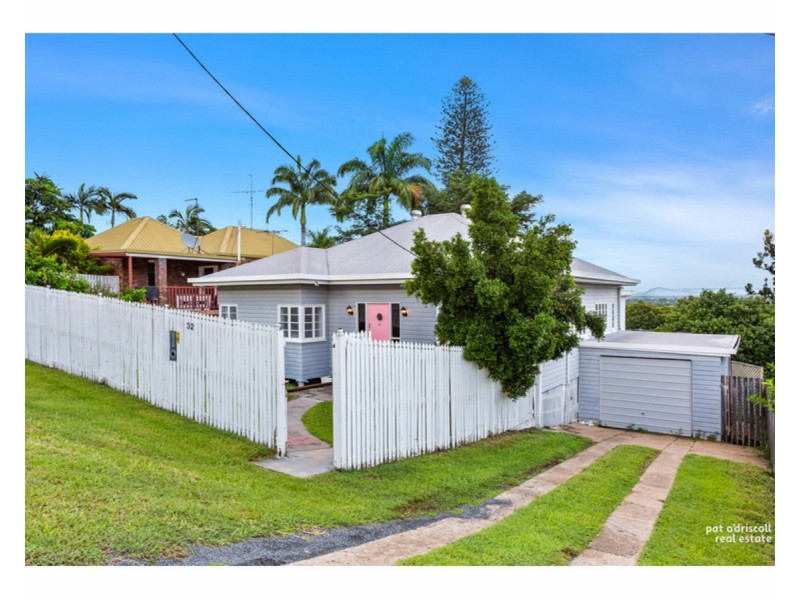32 Wentworth Terrace, The Range QLD 4700