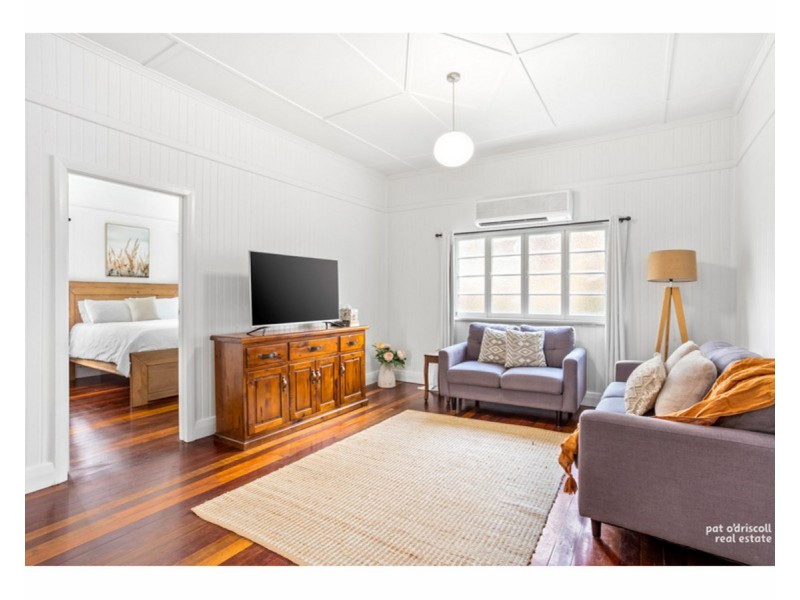 32 Wentworth Terrace, The Range QLD 4700