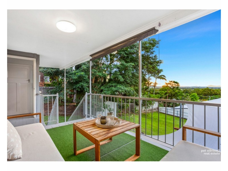 32 Wentworth Terrace, The Range QLD 4700