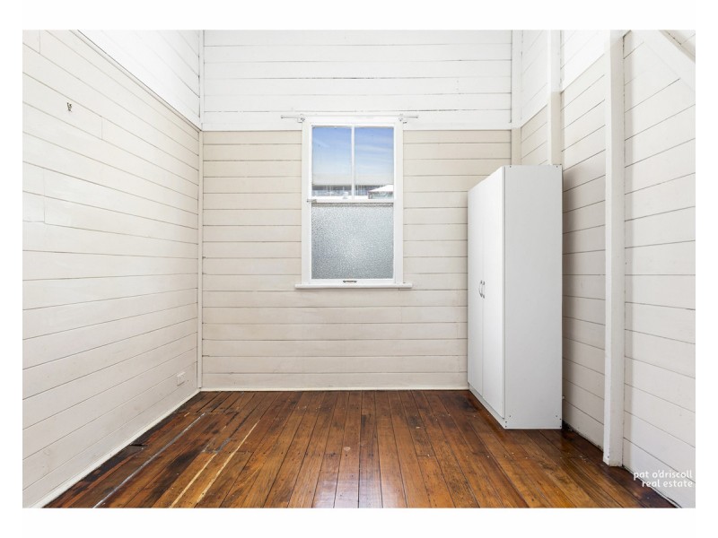 80 West Street, The Range QLD 4700