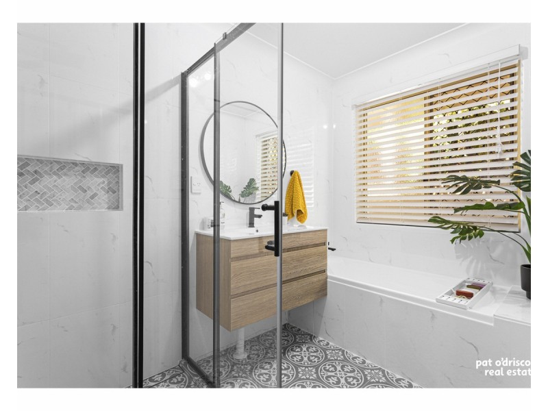 3 Ironbark Terrace, Frenchville QLD 4701