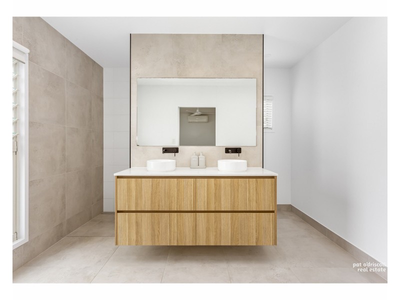 5 Bates Court, Gracemere QLD 4702