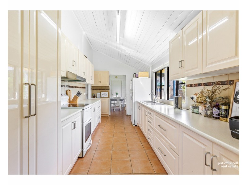 82 Haynes Street, Park Avenue QLD 4701