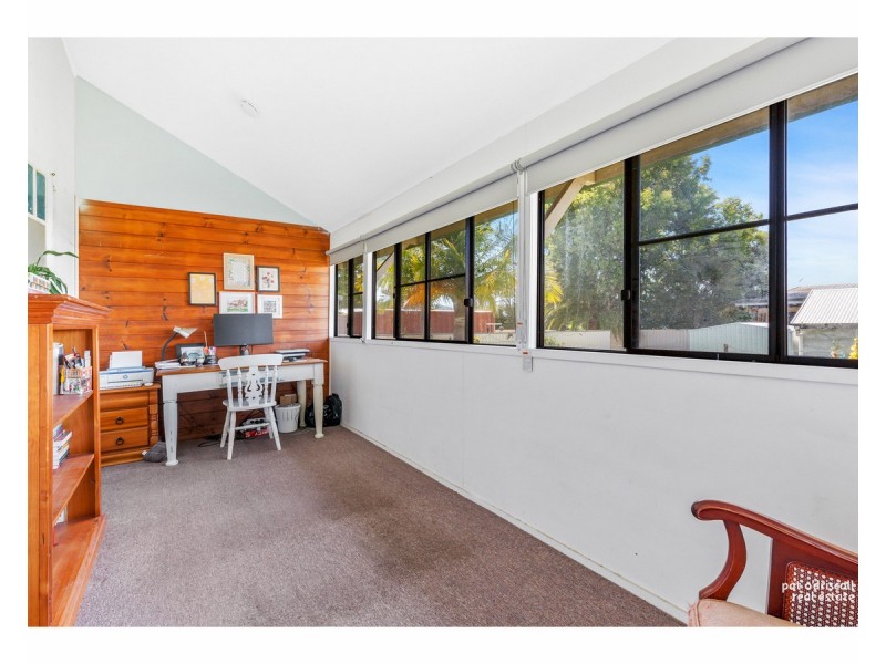 82 Haynes Street, Park Avenue QLD 4701