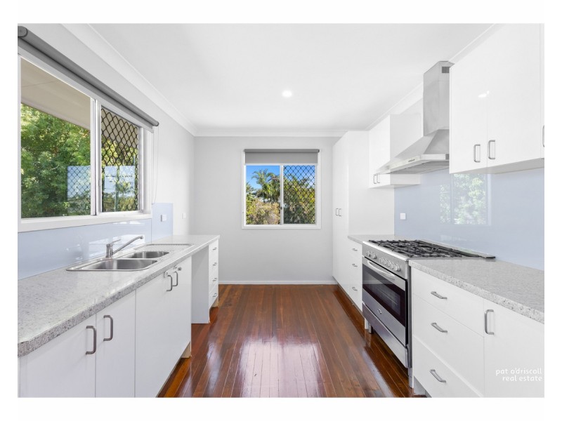 76 Gray Street, Park Avenue QLD 4701